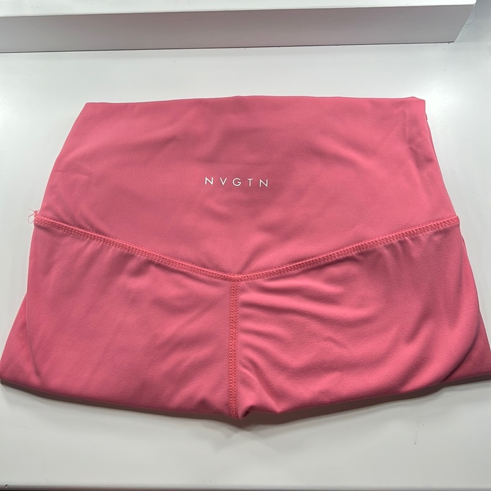 pink leggings